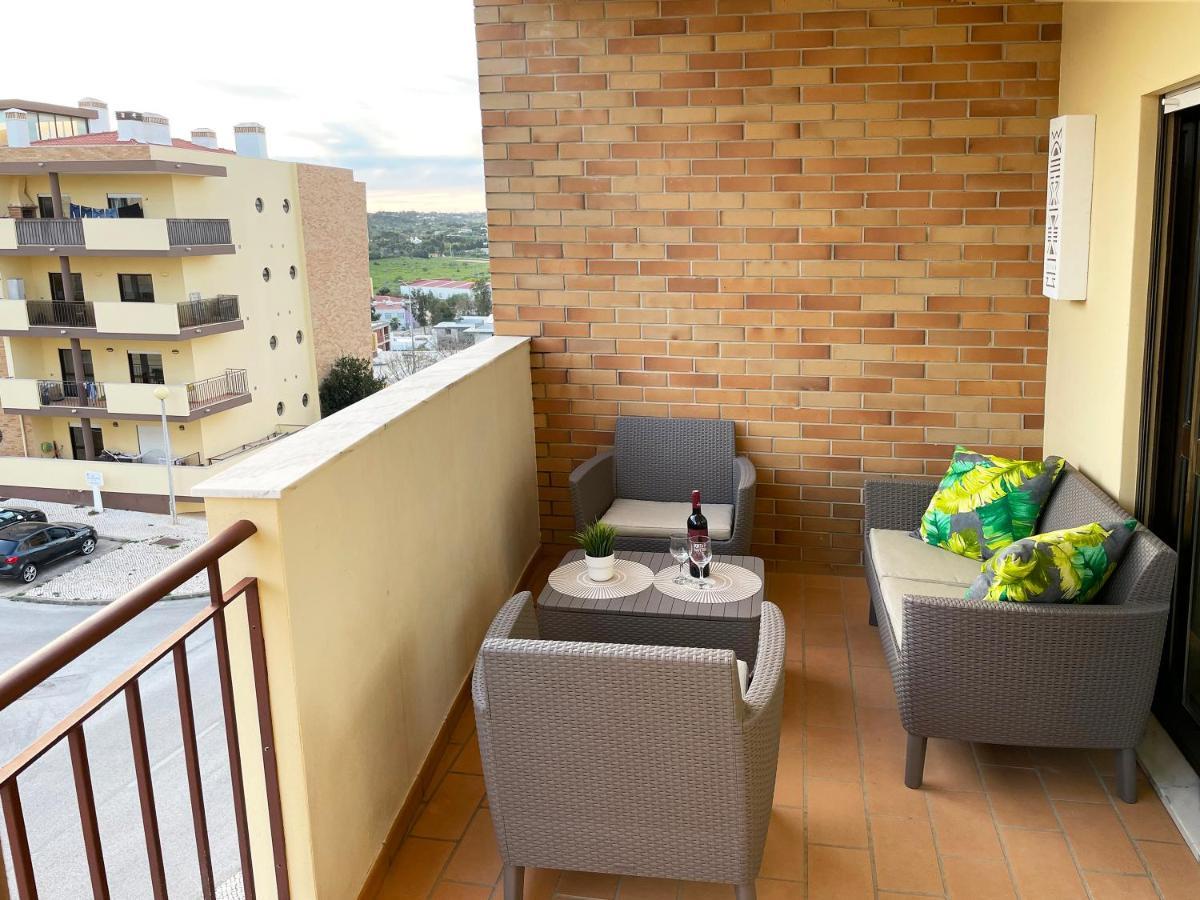 Sunset Lagos Apartment Exterior photo
